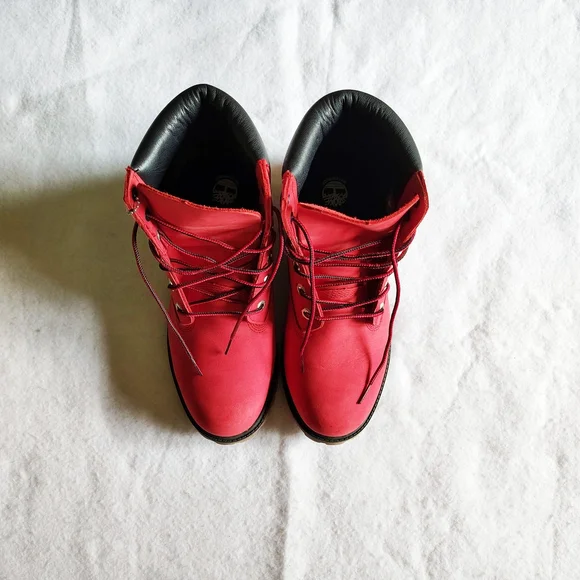 Timberland Chicago Bull's Red Boots with Black Details - Picture 6 of 16
